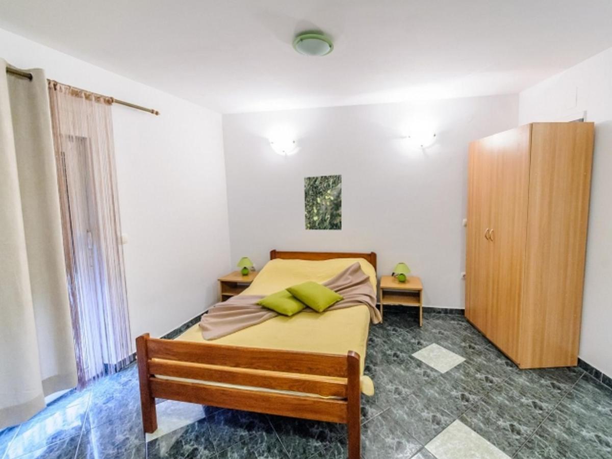 Apartments & Rooms Lucie Поседарье Экстерьер фото